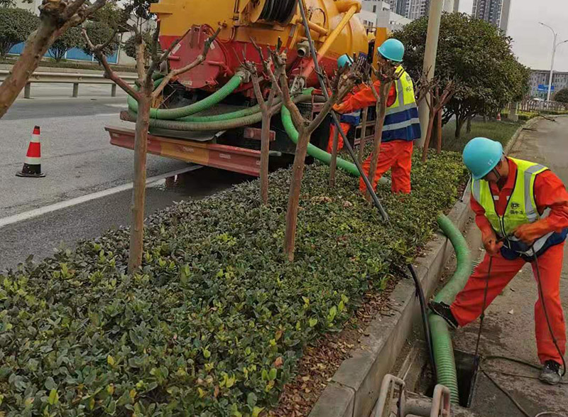 迎江市政管道清淤