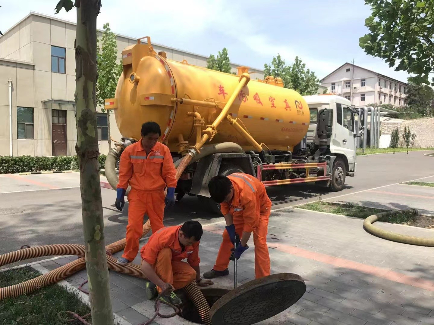 迎江化粪池清理与5-8吨吸粪车施工效率分析